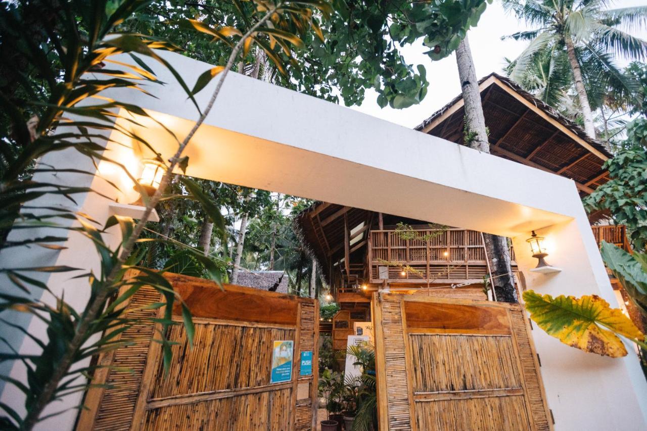 Higala Hostel Siargao جنرال لونا المظهر الخارجي الصورة